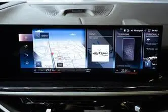 BMW X7 M60, 4.4, 390 kW, гибрид, автомат, полный привод