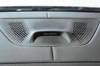 BMW X7 M60, 4.4, 390 kW, гибрид, автомат, полный привод
