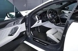 BMW M8, 4.4, 460 kW, petrol, automatic, four-wheel drive