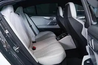 BMW M8, 4.4, 460 kW, petrol, automatic, four-wheel drive
