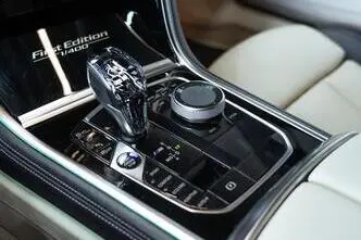BMW M850, 4.4, 390 kW, petrol, automatic, four-wheel drive