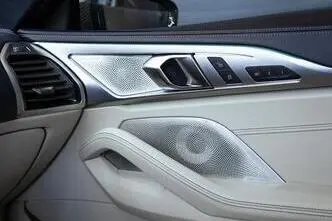 BMW M850, 4.4, 390 kW, petrol, automatic, four-wheel drive