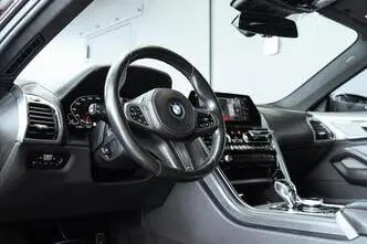 BMW M850, 4.4, 390 kW, petrol, automatic, four-wheel drive