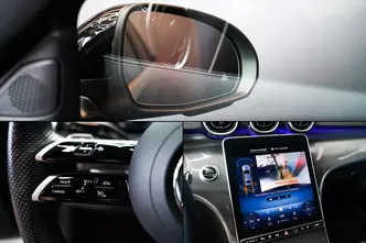 Mercedes-Benz C 300, 2.0, 145 kW, гибрид, автомат, задний привод