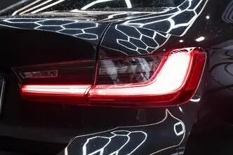 BMW 320, 2.0, 140 kW, гибрид, автомат, полный привод