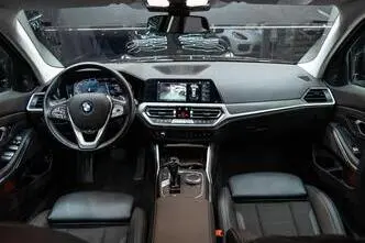 BMW 320, 2.0, 140 kW, гибрид, автомат, полный привод