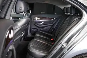 Mercedes-Benz E 400, 3.5, 245 kW, petrol, automatic, four-wheel drive
