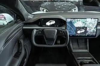 Tesla Model S, 357 kW, электричество, автомат, полный привод