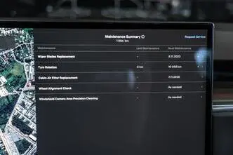 Tesla Model S, 357 kW, электричество, автомат, полный привод