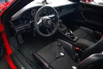 Porsche 911, 4.0, 375 kW, бензин, автомат, задний привод