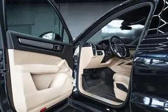 Porsche Cayenne, 3.0, 250 kW, petrol, automatic, four-wheel drive
