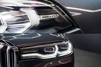 BMW X7, 3.0, 250 kW, petrol, automatic, four-wheel drive