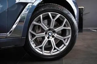 BMW X7, 3.0, 250 kW, petrol, automatic, four-wheel drive