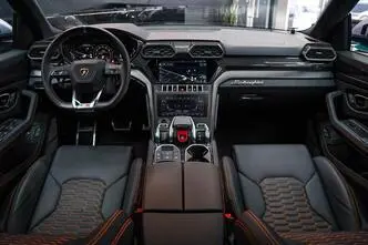 Lamborghini Urus, 4.0, 478 kW, petrol, automatic, four-wheel drive