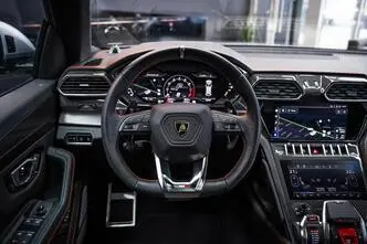 Lamborghini Urus, 4.0, 478 kW, petrol, automatic, four-wheel drive