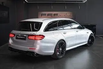 Mercedes-Benz E 63 AMG, 4.0, 450 kW, petrol, automatic, four-wheel drive