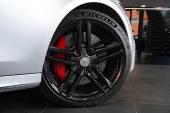 Mercedes-Benz E 63 AMG, 4.0, 450 kW, petrol, automatic, four-wheel drive
