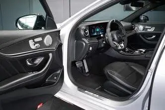 Mercedes-Benz E 63 AMG, 4.0, 450 kW, petrol, automatic, four-wheel drive