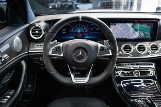 Mercedes-Benz E 63 AMG, 4.0, 450 kW, petrol, automatic, four-wheel drive