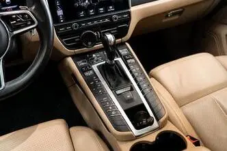 Porsche Macan, 2.0, 180 kW, petrol, automatic, four-wheel drive