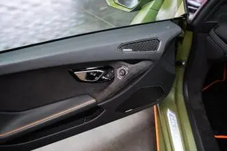 Lamborghini Huracán, 5.2, 470 kW, petrol, automatic, rear-wheel drive