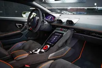 Lamborghini Huracán, 5.2, 470 kW, petrol, automatic, rear-wheel drive
