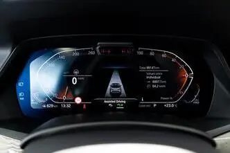 BMW X7, 3.0, 250 kW, hybrid, automatic, four-wheel drive