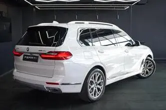 BMW X7, 3.0, 195 kW, diesel, automatic, four-wheel drive