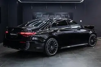 Mercedes-Benz S 580, 4.0, 370 kW, hybrid, automatic, four-wheel drive