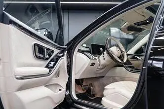 Mercedes-Benz S 580, 4.0, 370 kW, hybrid, automatic, four-wheel drive