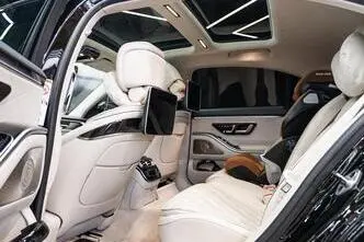 Mercedes-Benz S 580, 4.0, 370 kW, hybrid, automatic, four-wheel drive