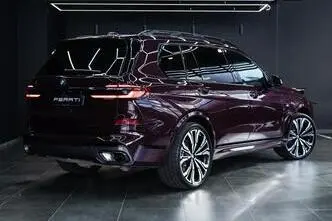 BMW X7, 3.0, 250 kW, hybrid, automatic, four-wheel drive
