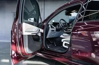 BMW X7, 3.0, 250 kW, hybrid, automatic, four-wheel drive
