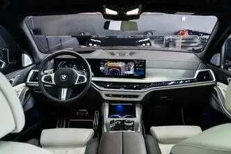 BMW X7, 3.0, 250 kW, hybrid, automatic, four-wheel drive