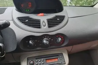 Renault Twingo, 1.1, 56 kW, bensiin, manuaal, esivedu