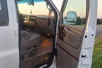 Chevrolet Express, 5.3, 213 kW, bensiin+lpg, automaat, tagavedu