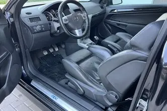 Opel Astra, 2.0, 177 kW, bensiin, manuaal, esivedu