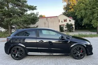 Opel Astra, 2.0, 177 kW, bensiin, manuaal, esivedu