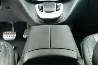 Mercedes-Benz V-KLASSE, 2.0, 176 kW, diesel, automatic, rear-wheel drive