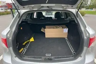 Toyota Avensis, 2.0, 112 kW, bensiin, manuaal, esivedu