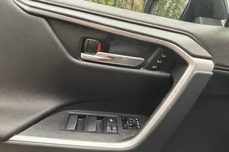 Toyota RAV4, 2.5, 136 kW, pistikhübriid, automaat, nelikvedu