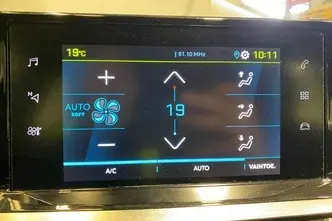Peugeot 2008, elekter, automaat, esivedu