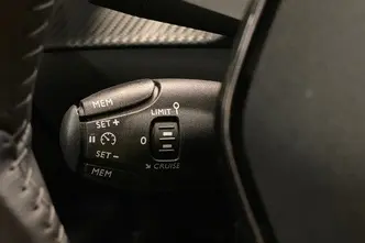 Peugeot 2008, электричество, автомат, передний привод