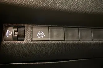 Peugeot 2008, elekter, automaat, esivedu