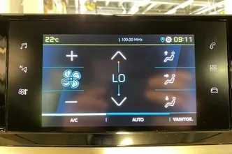 Peugeot 2008, elekter, automaat, esivedu