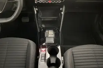 Peugeot 2008, elekter, automaat, esivedu