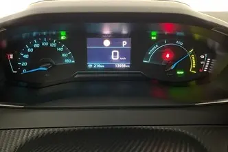 Peugeot 2008, elekter, automaat, esivedu