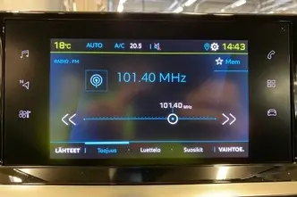 Peugeot 2008, 110 kW, elekter, automaat, esivedu