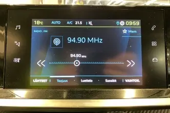 Peugeot 2008, elekter, automaat, esivedu