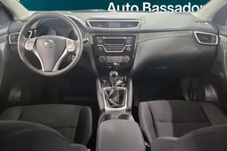 Nissan Qashqai, 1.2, 85 kW, bensiin, manuaal, esivedu